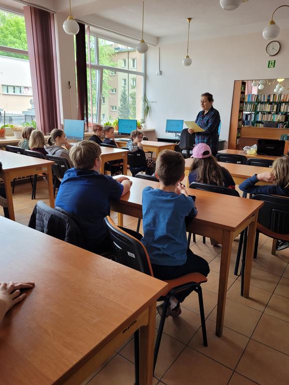 Wizyta w bibliotece klasy 4a